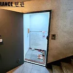 Near By Hongdae Fully Furnished, Quiet, Spacious House