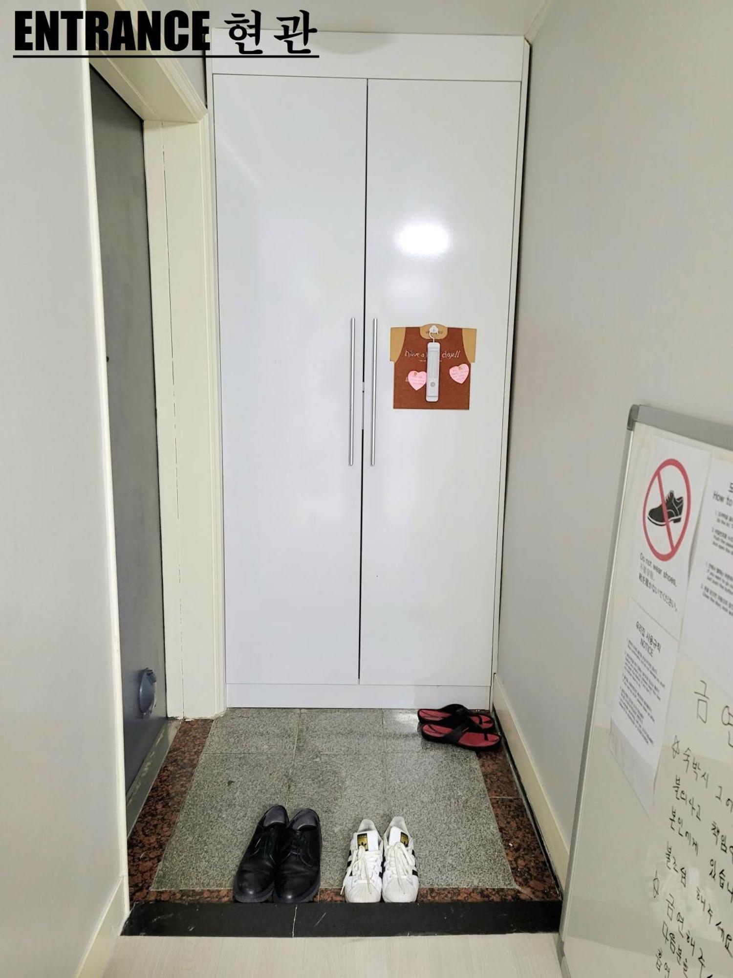 Near By Hongdae Fully Furnished, Quiet, Spacious House Apartment