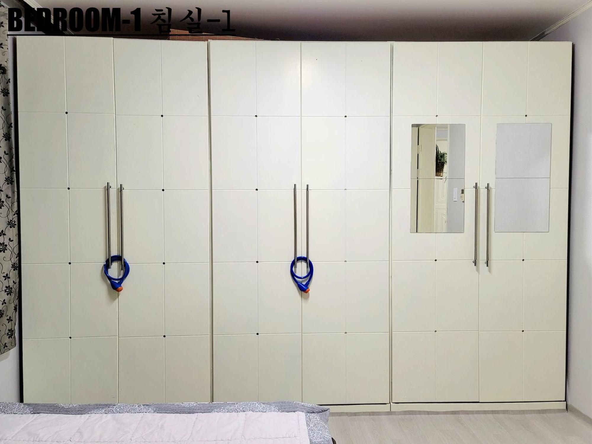 Near By Hongdae Fully Furnished, Quiet, Spacious House * Seoul